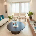 Apartment Vip House